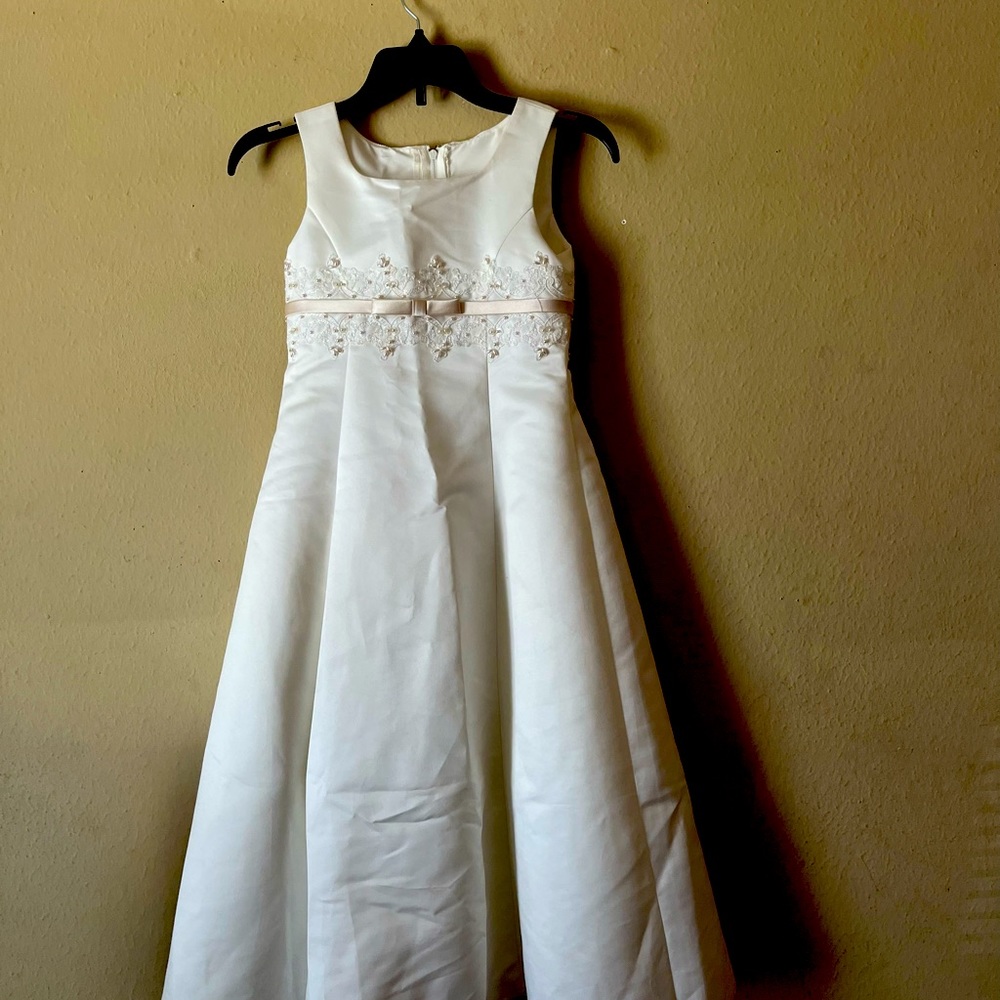 Cream junior bride dress $25